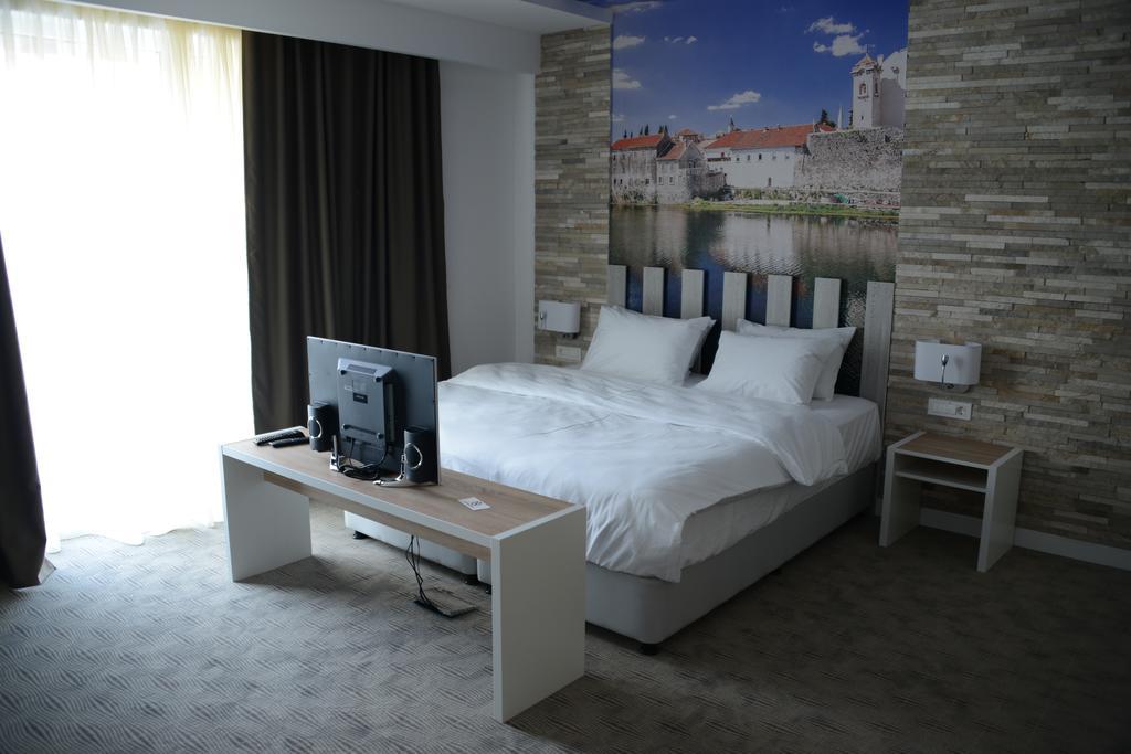 Hotel Nar 트레빈예 객실 사진
