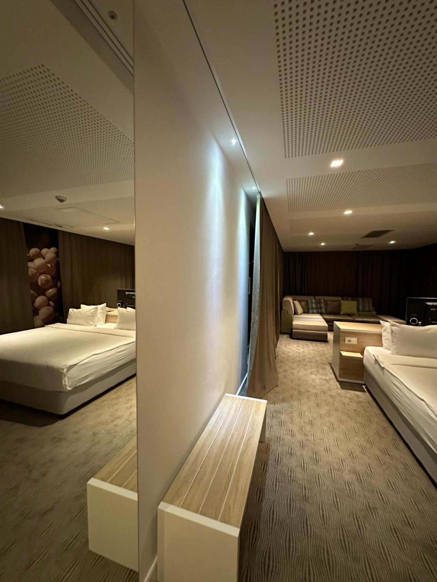 Hotel Nar 트레빈예 외부 사진