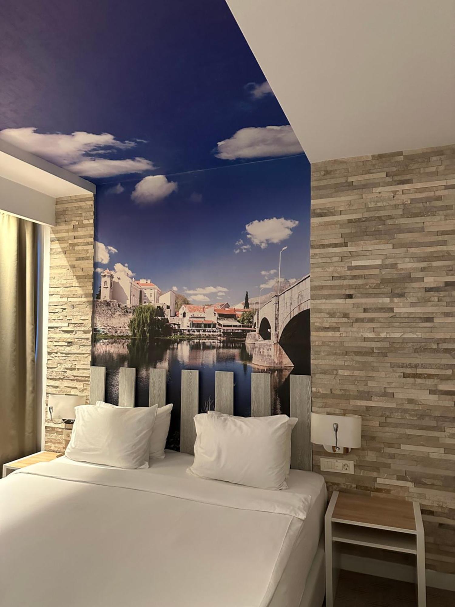 Hotel Nar 트레빈예 외부 사진