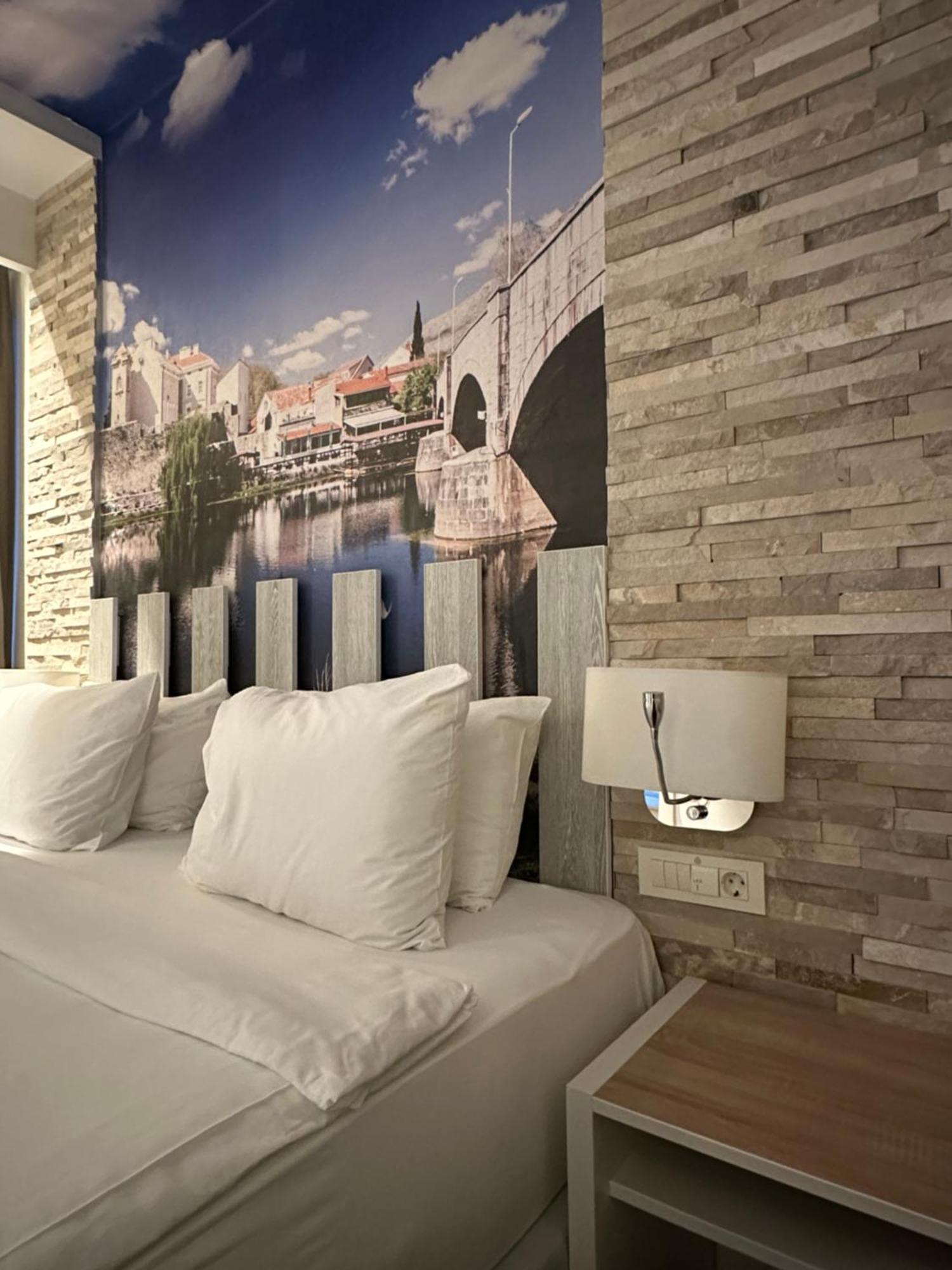 Hotel Nar 트레빈예 외부 사진