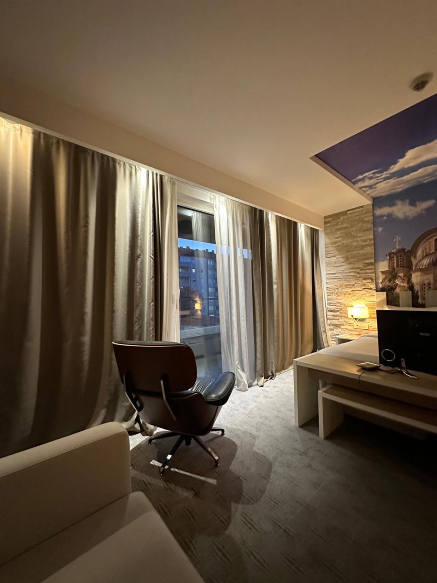 Hotel Nar 트레빈예 외부 사진