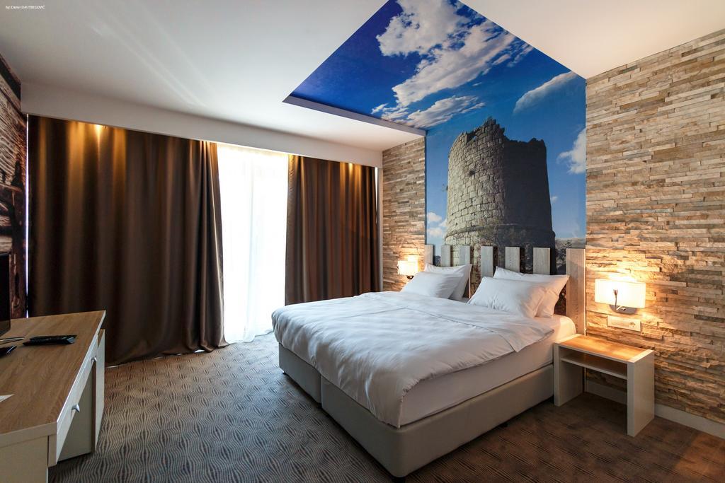Hotel Nar 트레빈예 외부 사진